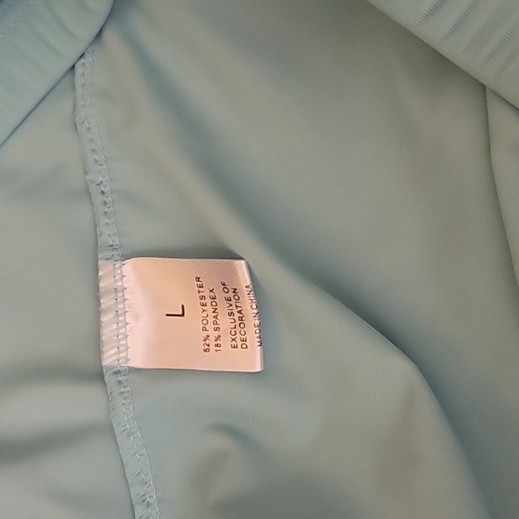 Light Green Eyelet Tankini Swimsuit - Picture 7 of 7